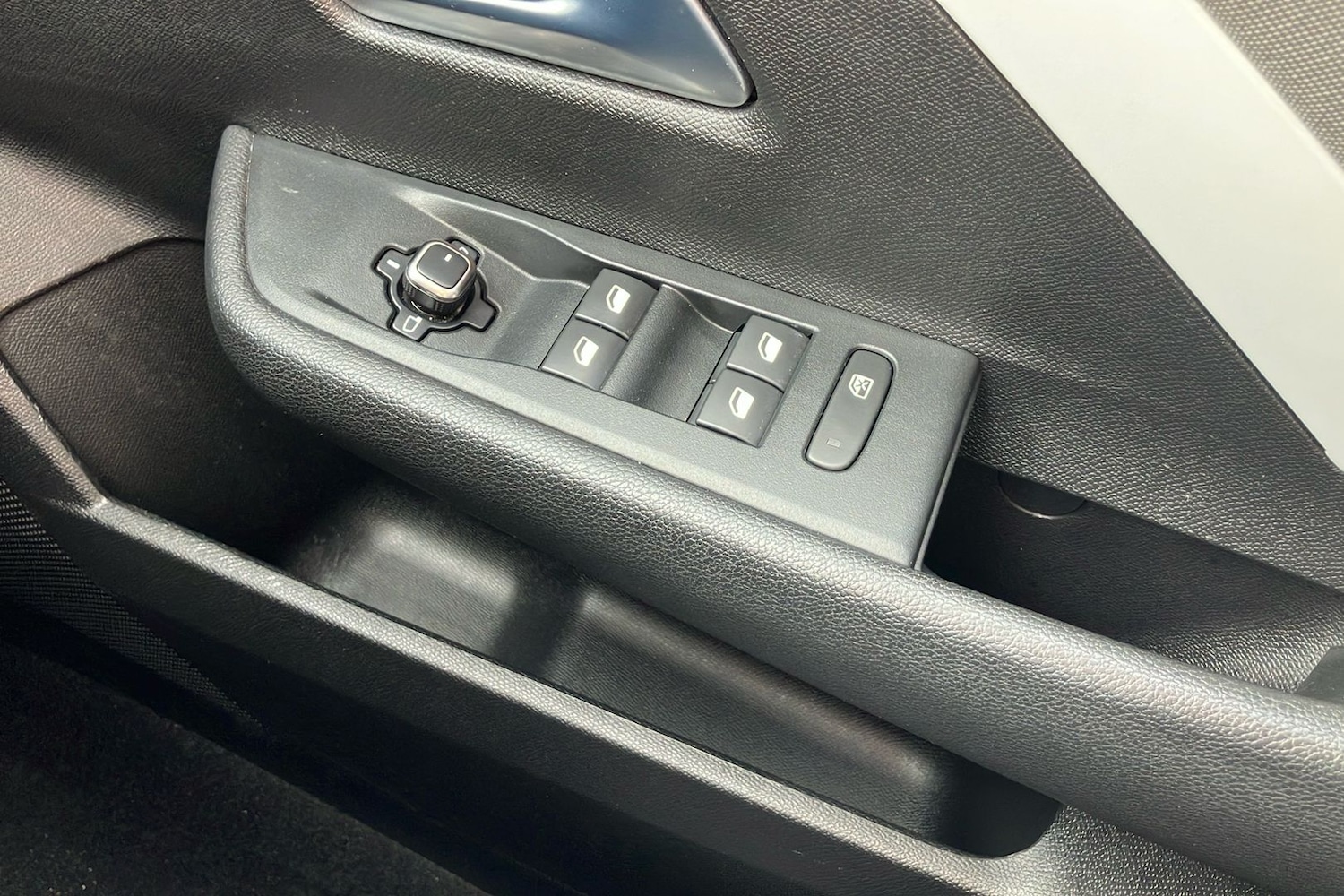 Used Vauxhall Astra 2022 for sale - 76390963: Photo 18