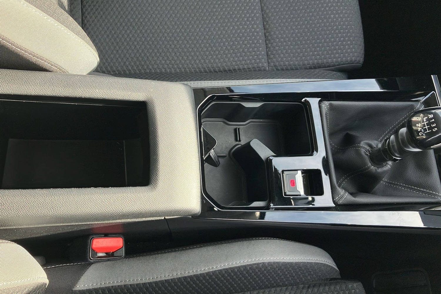 Used Vauxhall Astra 2022 for sale - 76390963: Photo 53