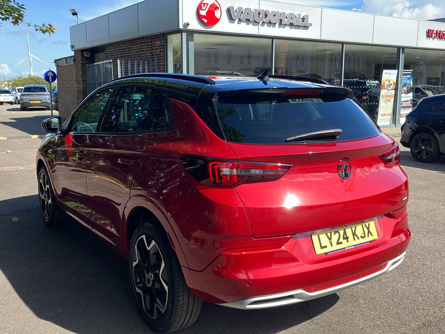 Used Vauxhall Grandland 2024 for sale - 77962995: Photo 2