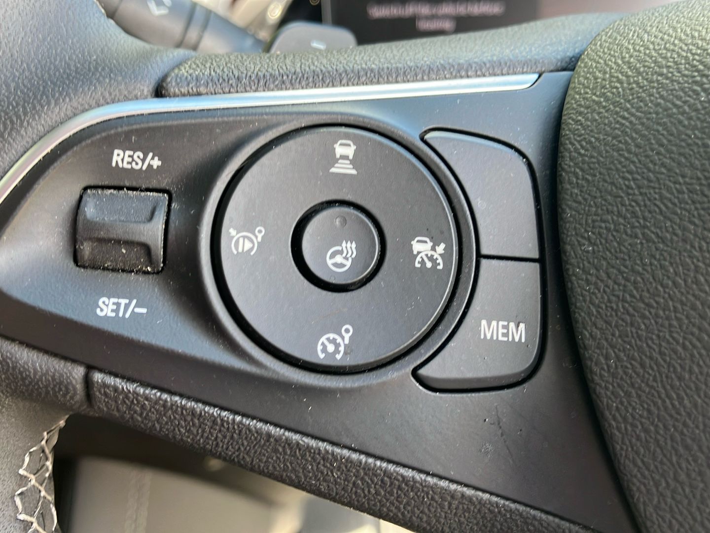 Used Vauxhall Grandland 2024 for sale - 77962995: Photo 21