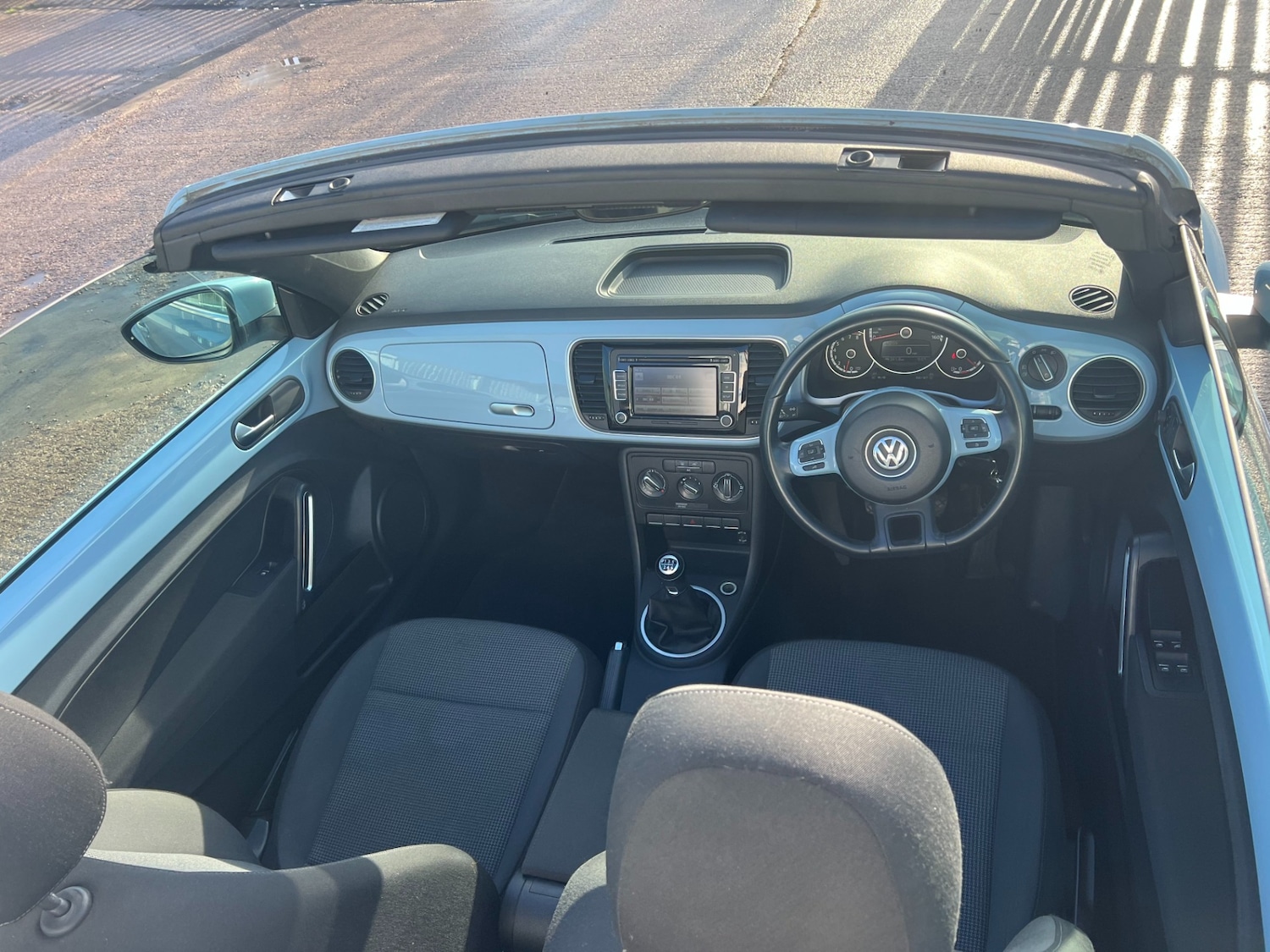 Used Volkswagen Beetle 2014 for sale - 77352169: Photo 11