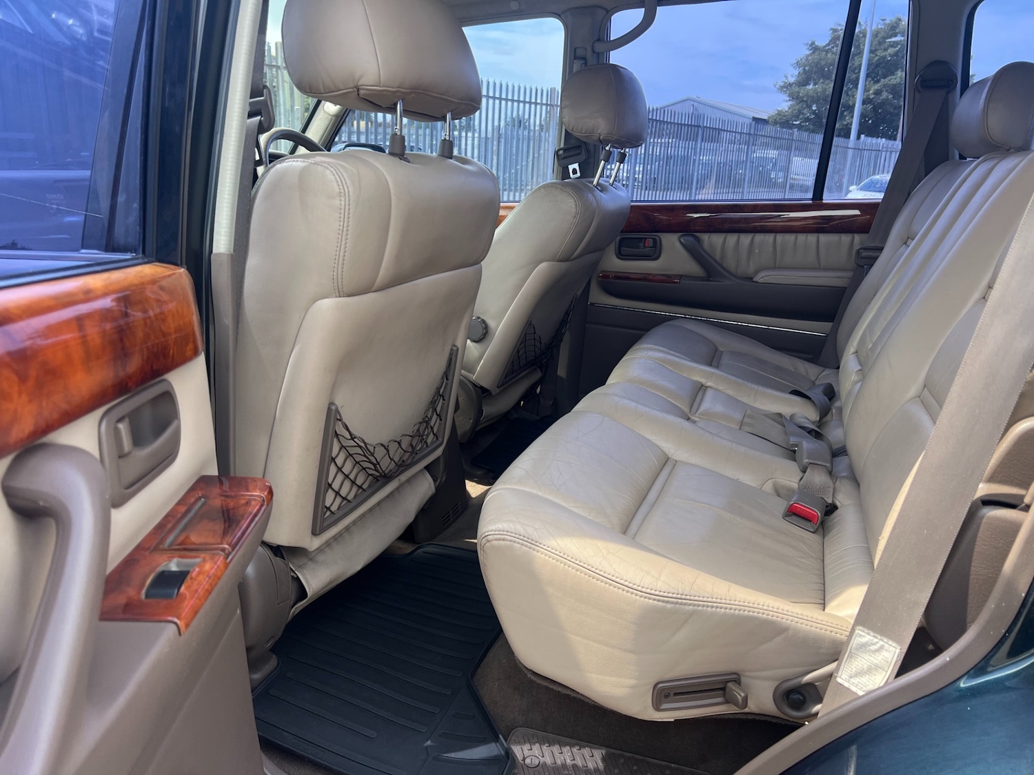 Used Toyota Land Cruiser 1996 for sale - 77903162: Photo 10