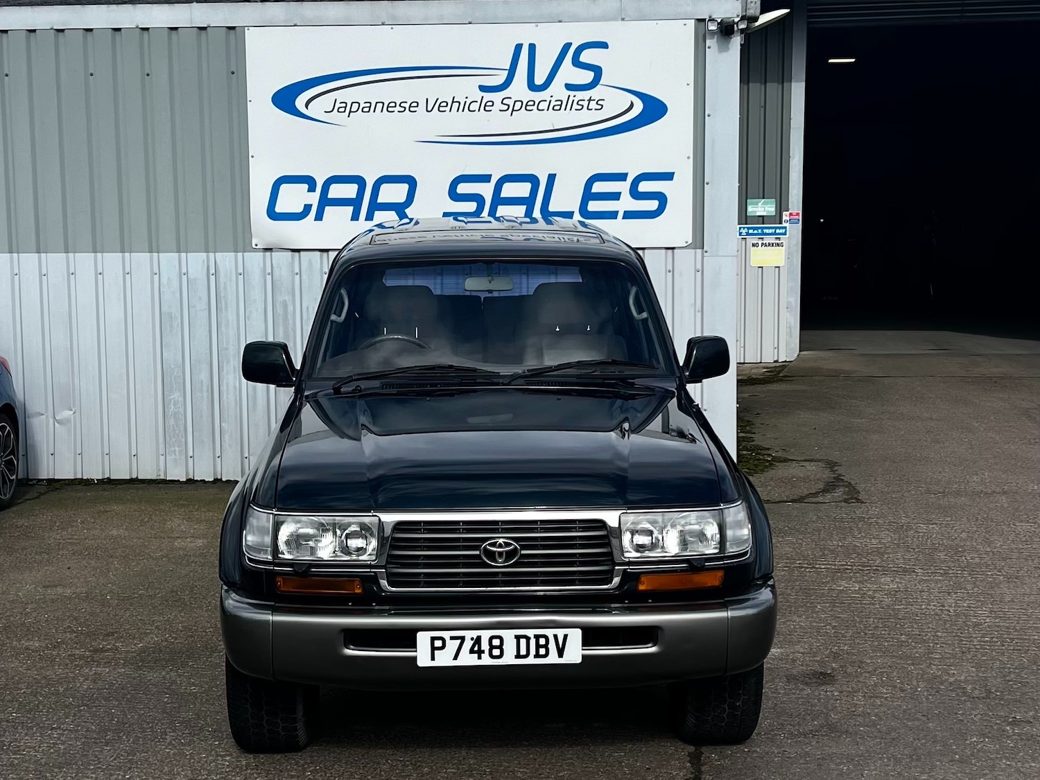 Used Toyota Land Cruiser 1996 for sale - 77903162: Photo 3