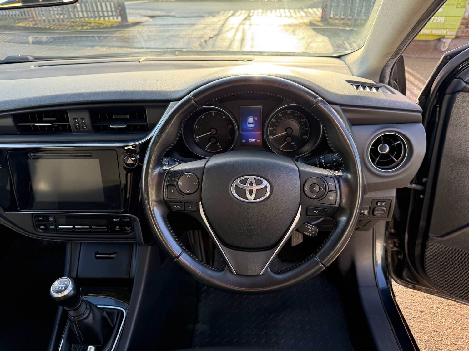 Used Toyota Auris 2015 for sale - 77207409: Photo 30