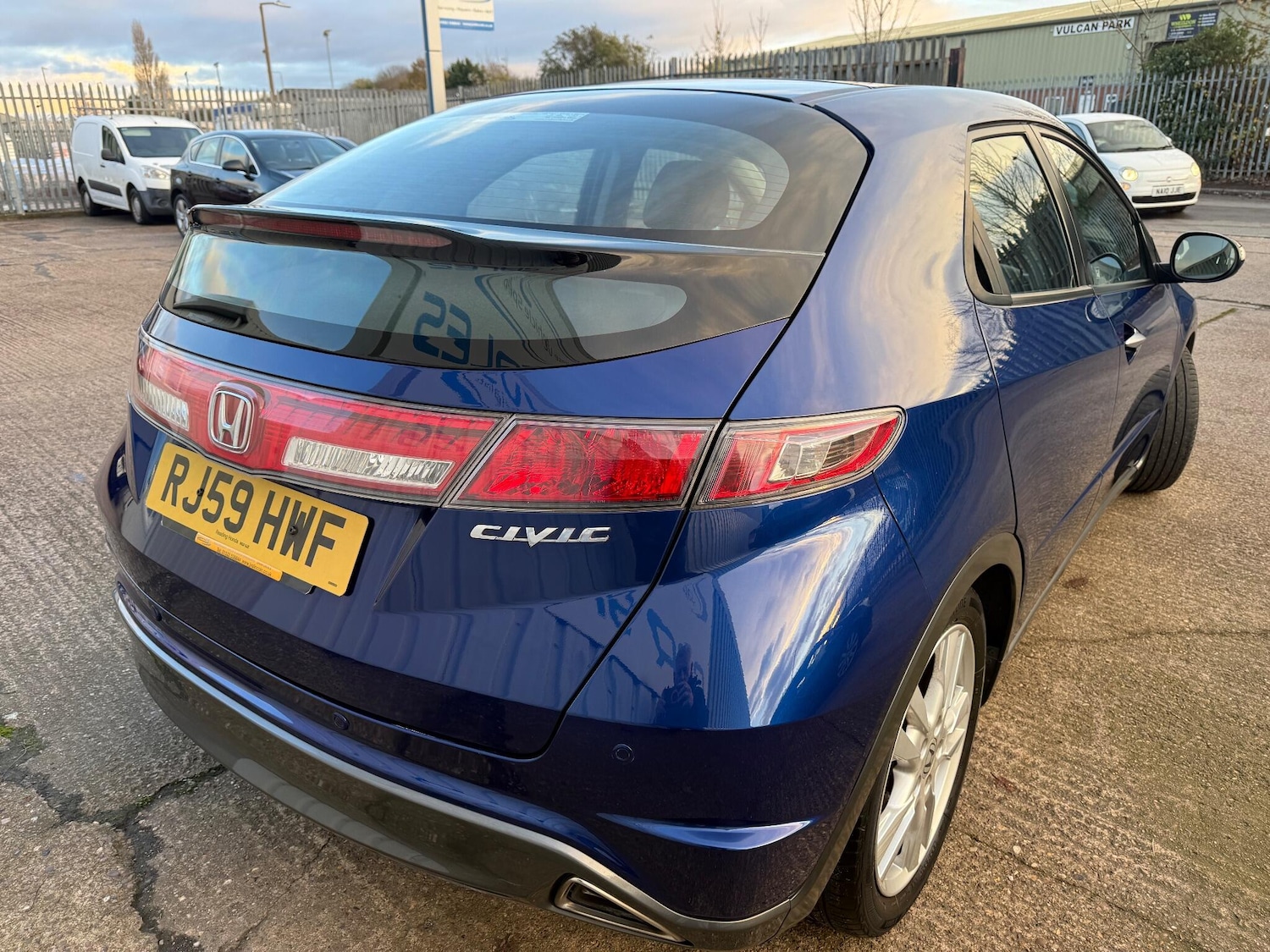 Used Honda Civic 2009 for sale - 76801603: Photo 14