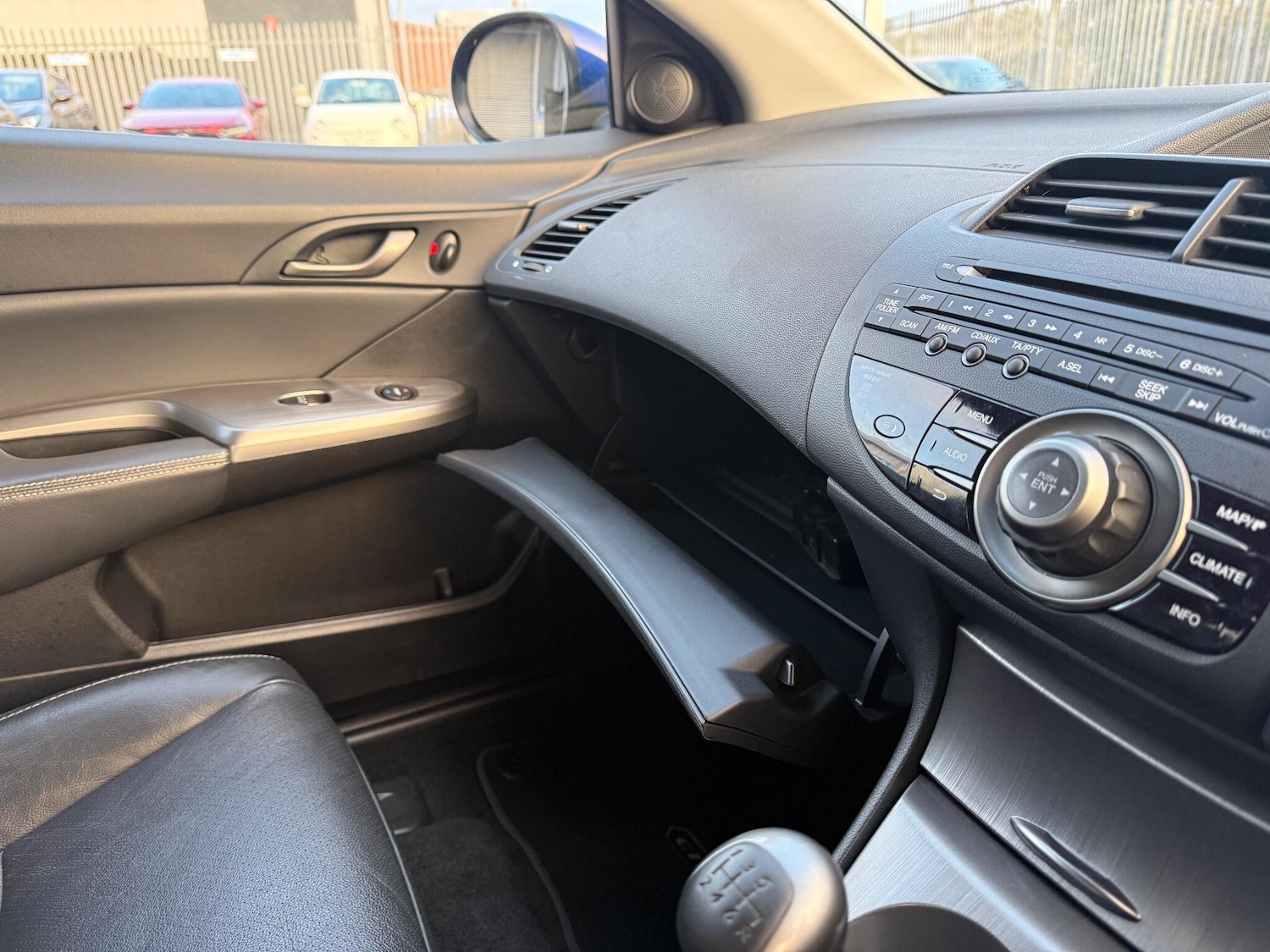 Used Honda Civic 2009 for sale - 76801603: Photo 15