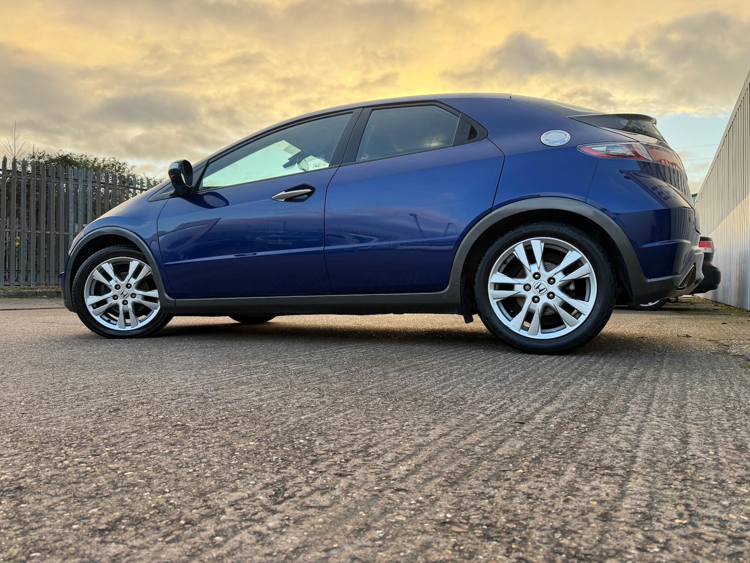 Used Honda Civic 2009 for sale - 76801603: Photo 9