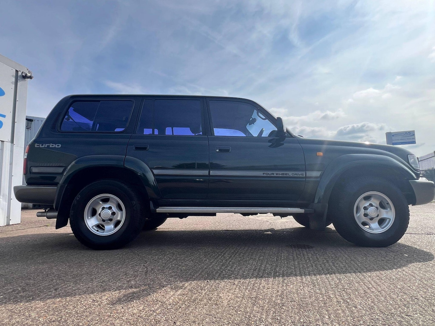 Used Toyota Land Cruiser 1996 for sale - 76802388: Photo 10