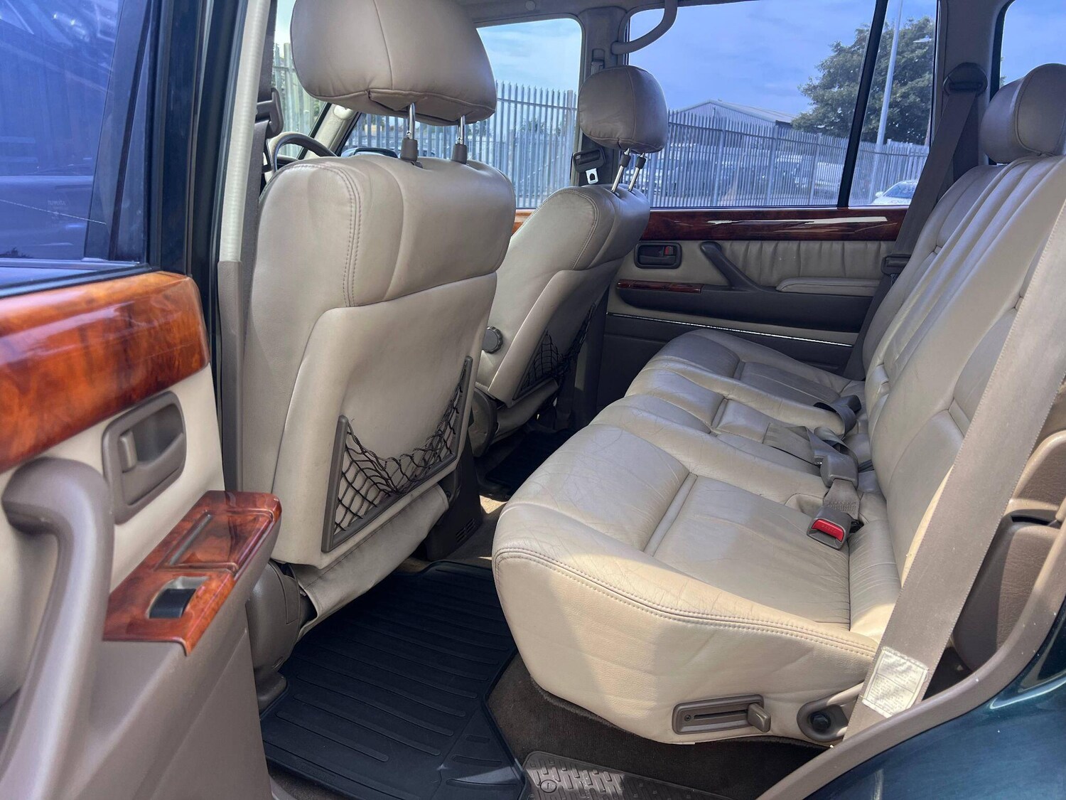 Used Toyota Land Cruiser 1996 for sale - 76802388: Photo 16