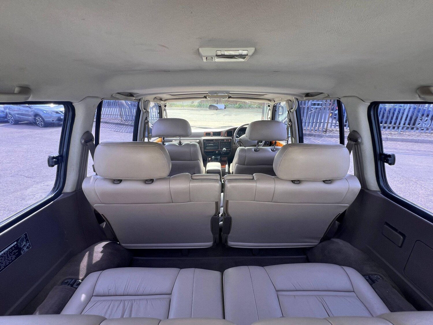 Used Toyota Land Cruiser 1996 for sale - 76802388: Photo 19