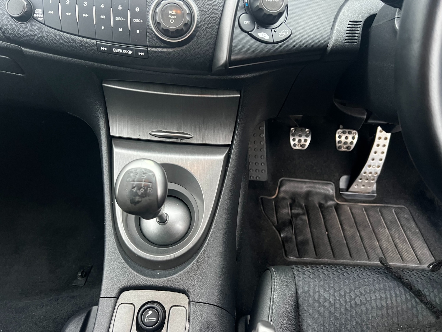 Used Honda Civic 2010 for sale - 77420492: Photo 25