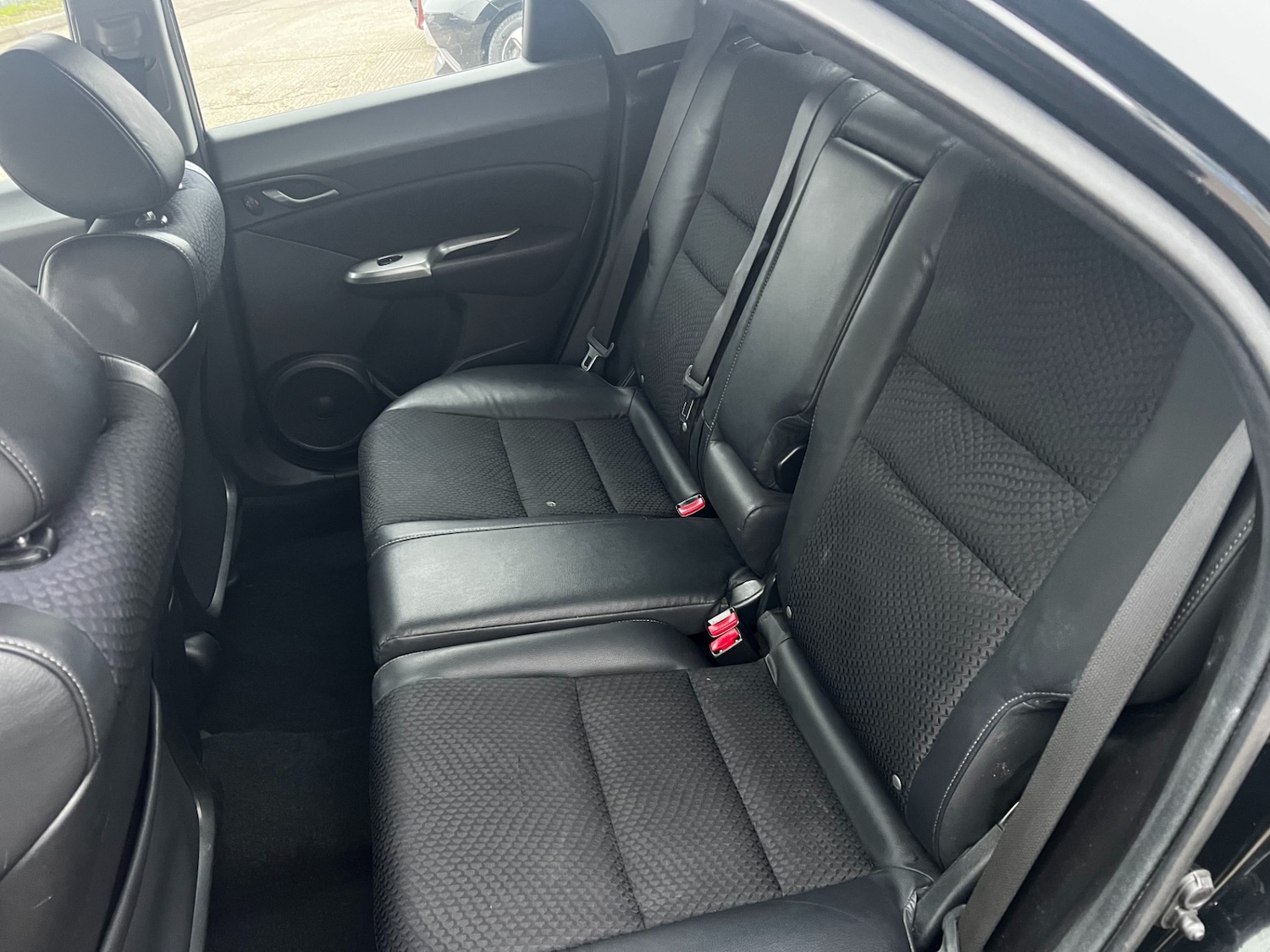 Used Honda Civic 2010 for sale - 77420492: Photo 37