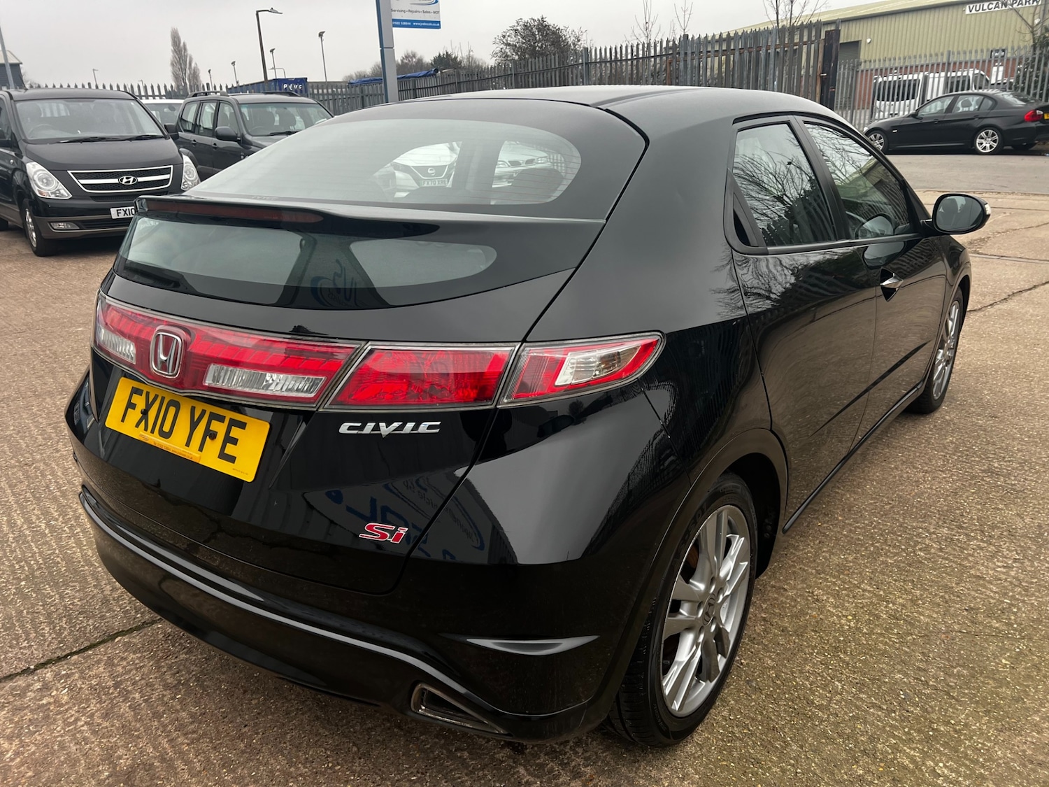 Used Honda Civic 2010 for sale - 77420492: Photo 5