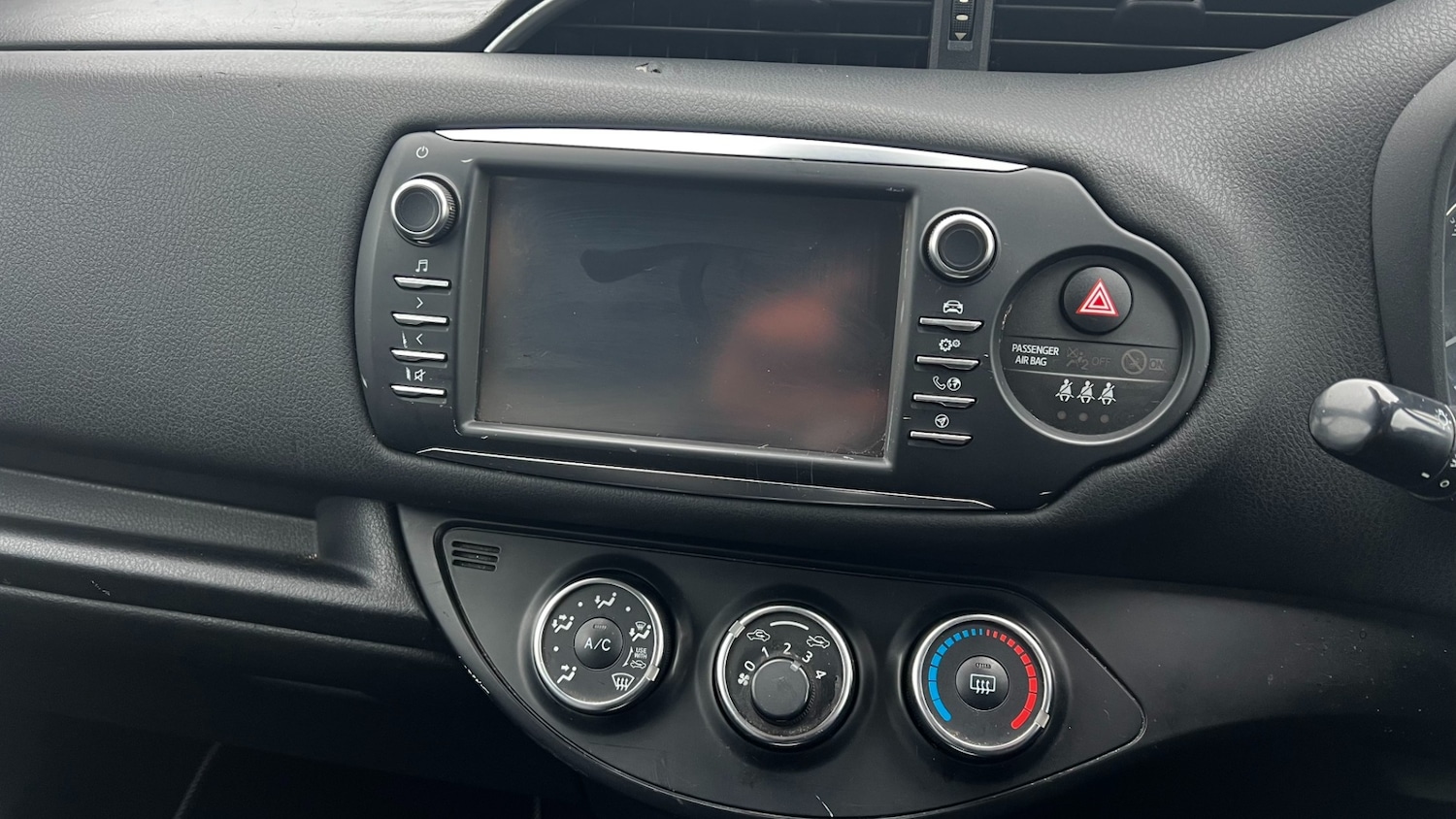 Used Toyota Yaris 2017 for sale - 77517556: Photo 22