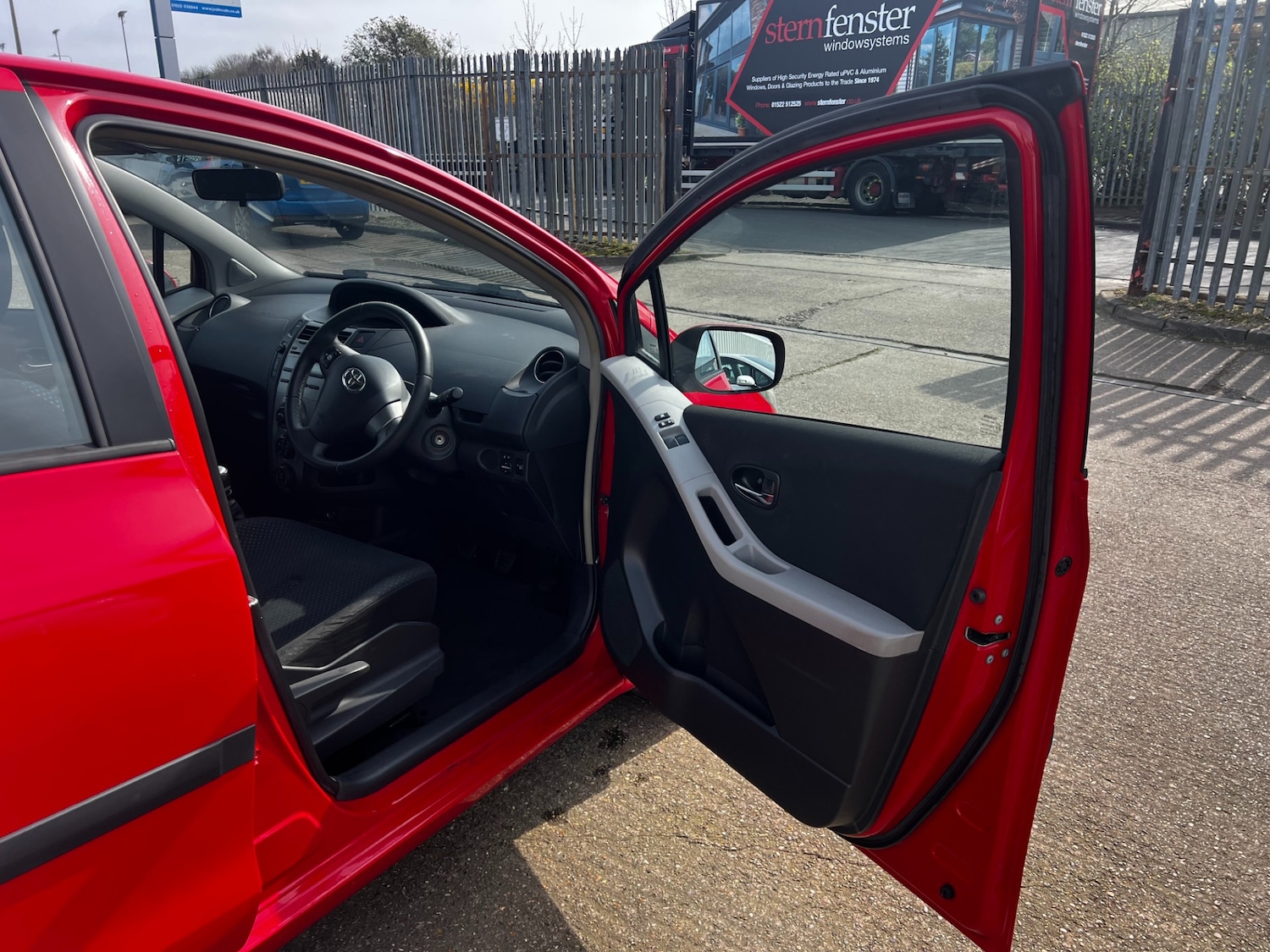 Used Toyota Yaris 2010 for sale - 78025819: Photo 14