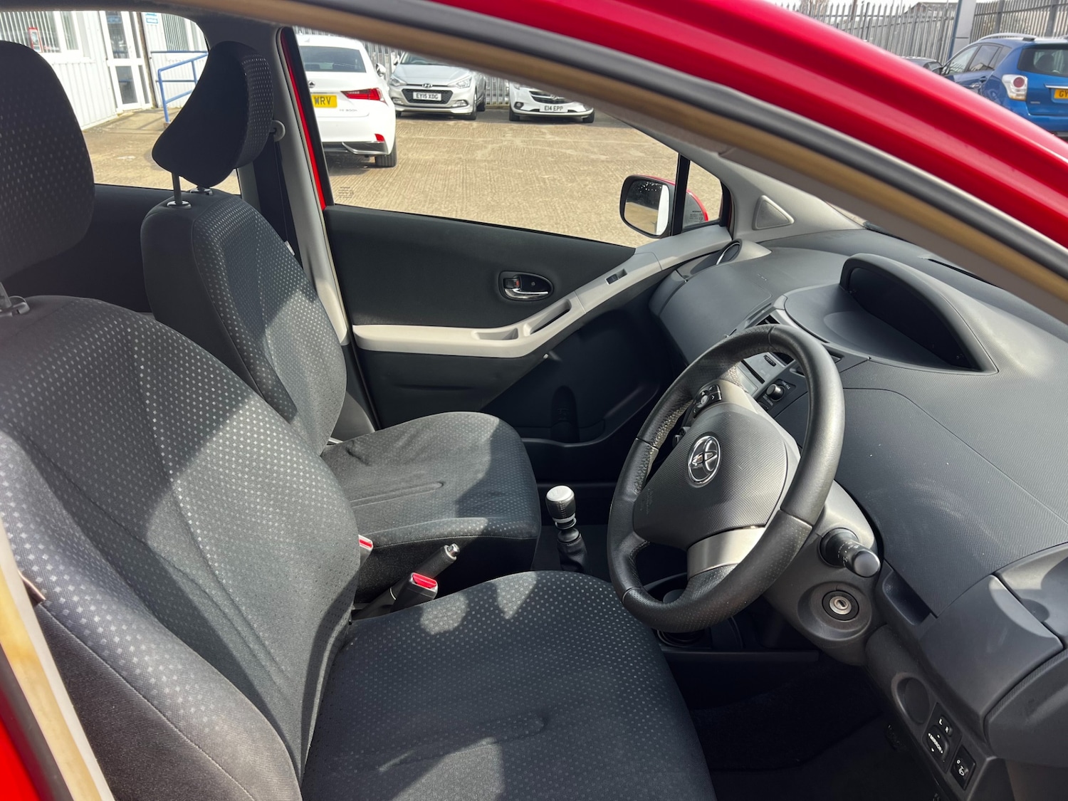 Used Toyota Yaris 2010 for sale - 78025819: Photo 15