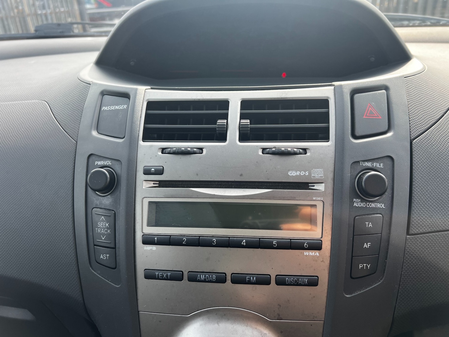 Used Toyota Yaris 2010 for sale - 78025819: Photo 20