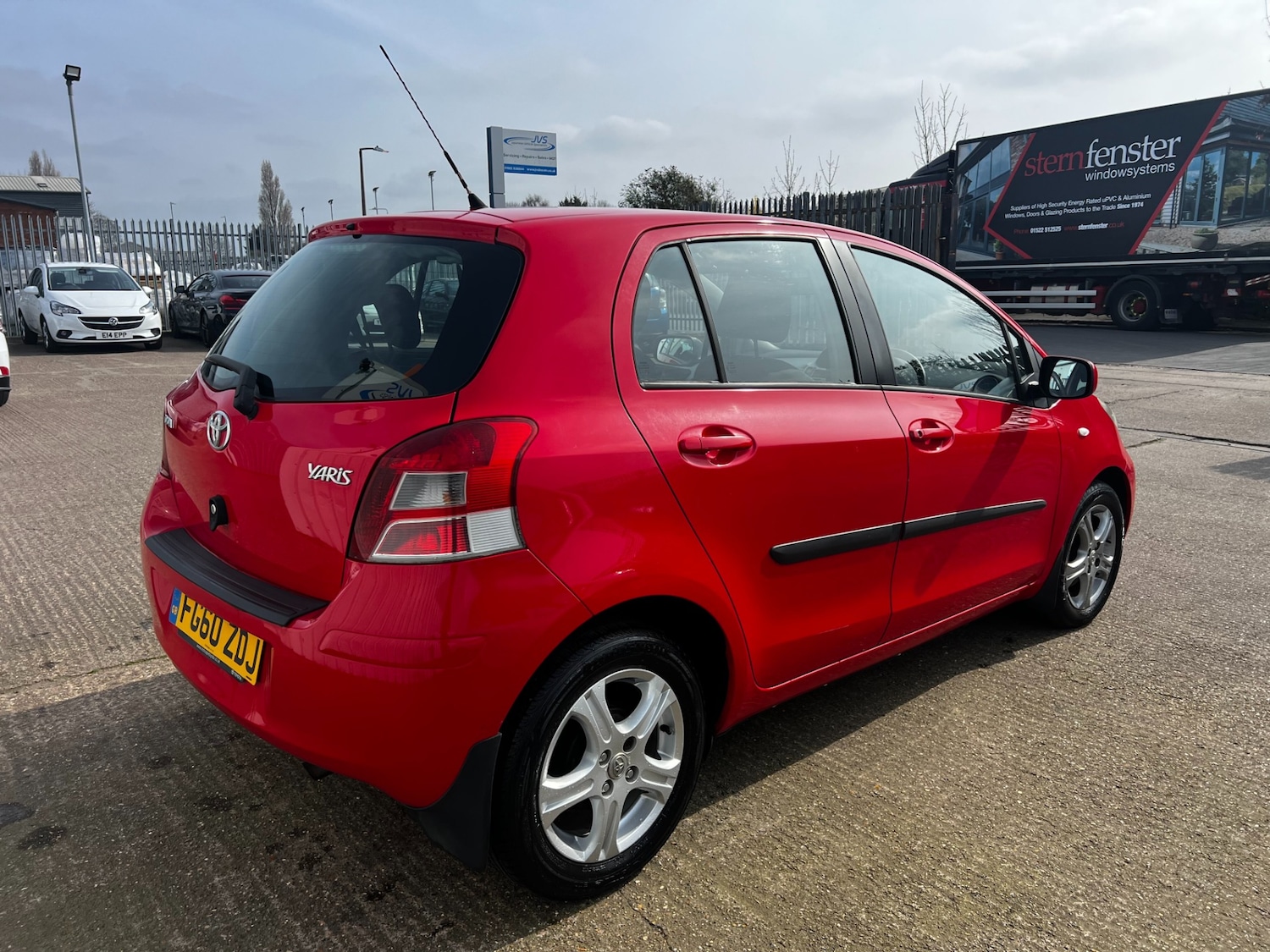 Used Toyota Yaris 2010 for sale - 78025819: Photo 4