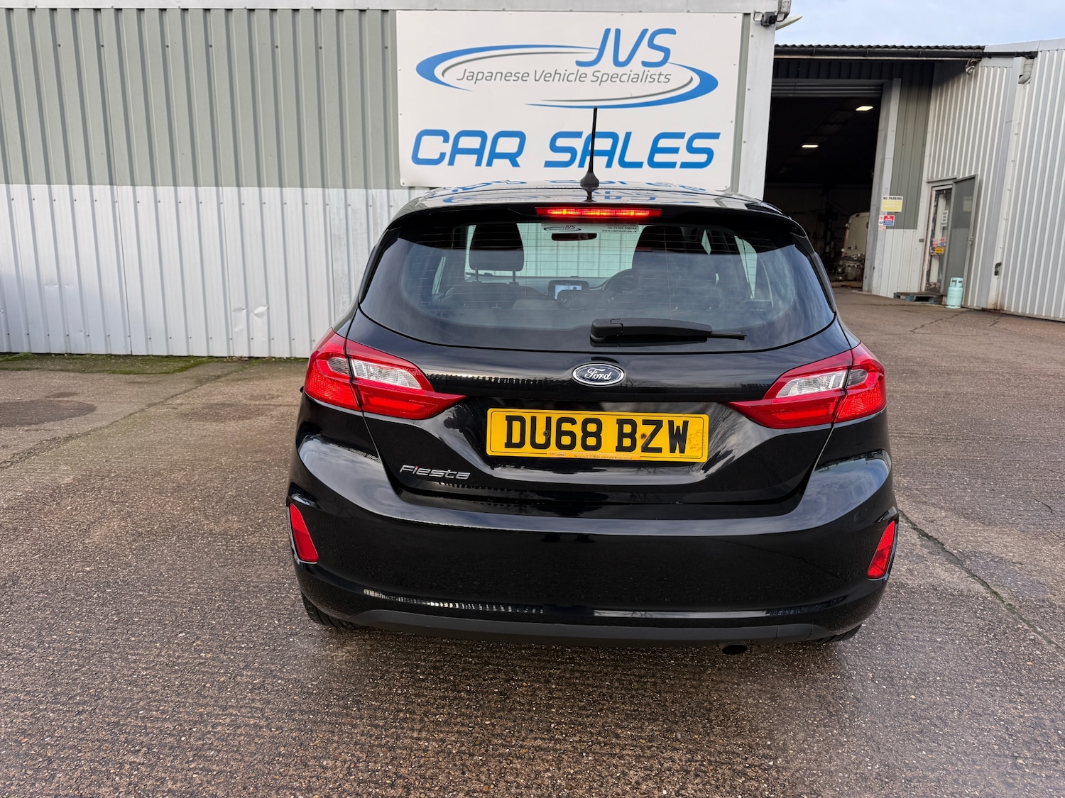 Used Ford Fiesta 2018 for sale - 76835196: Photo 2