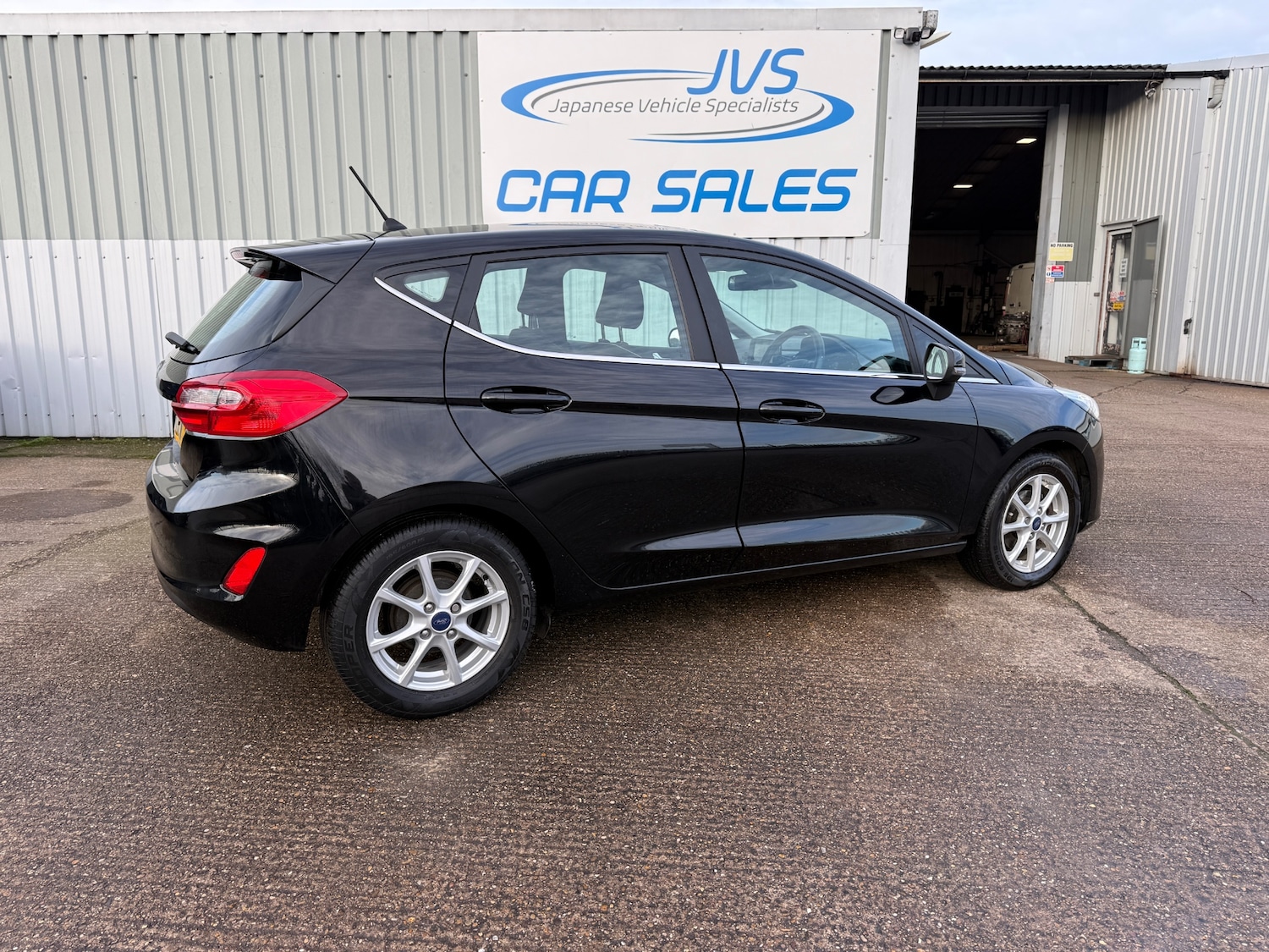 Used Ford Fiesta 2018 for sale - 76835196: Photo 3