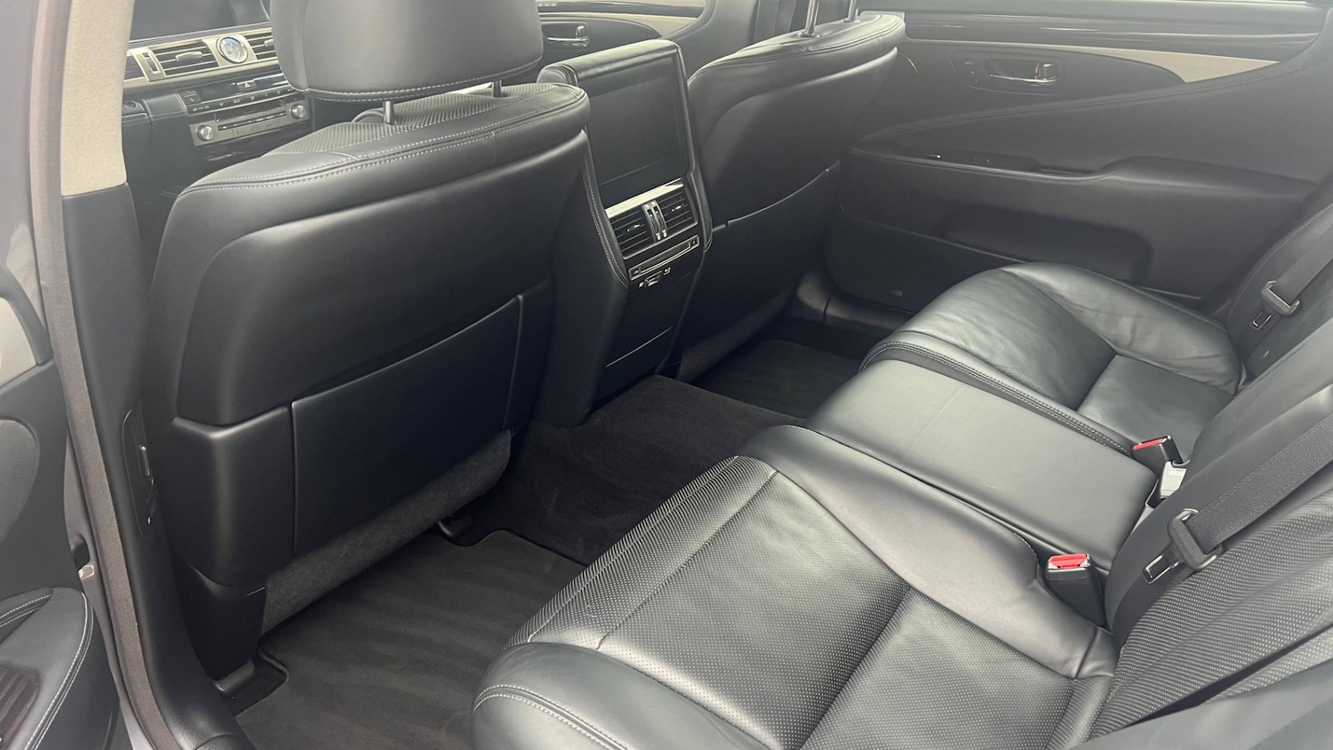 Used Lexus LS 2015 for sale - 77032808: Photo 15