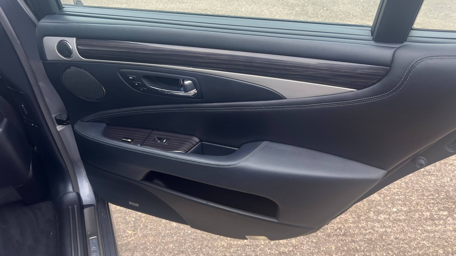 Used Lexus LS 2015 for sale - 77032808: Photo 20