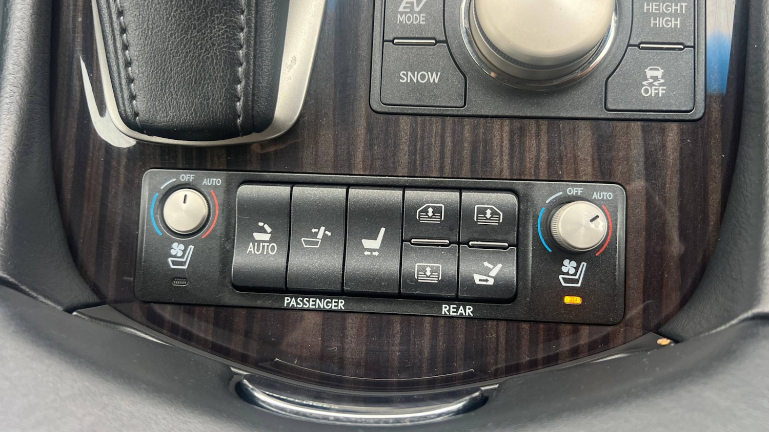 Used Lexus LS 2015 for sale - 77032808: Photo 31