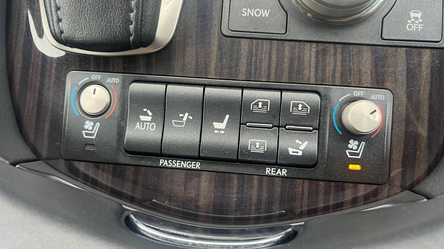 Used Lexus LS 2015 for sale - 77032808: Photo 32