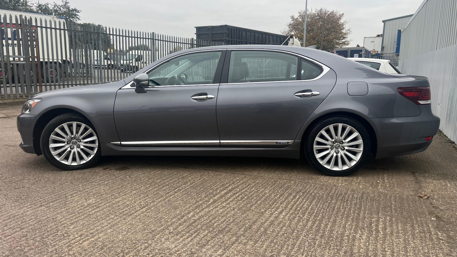 Used Lexus LS 2015 for sale - 77032808: Photo 6