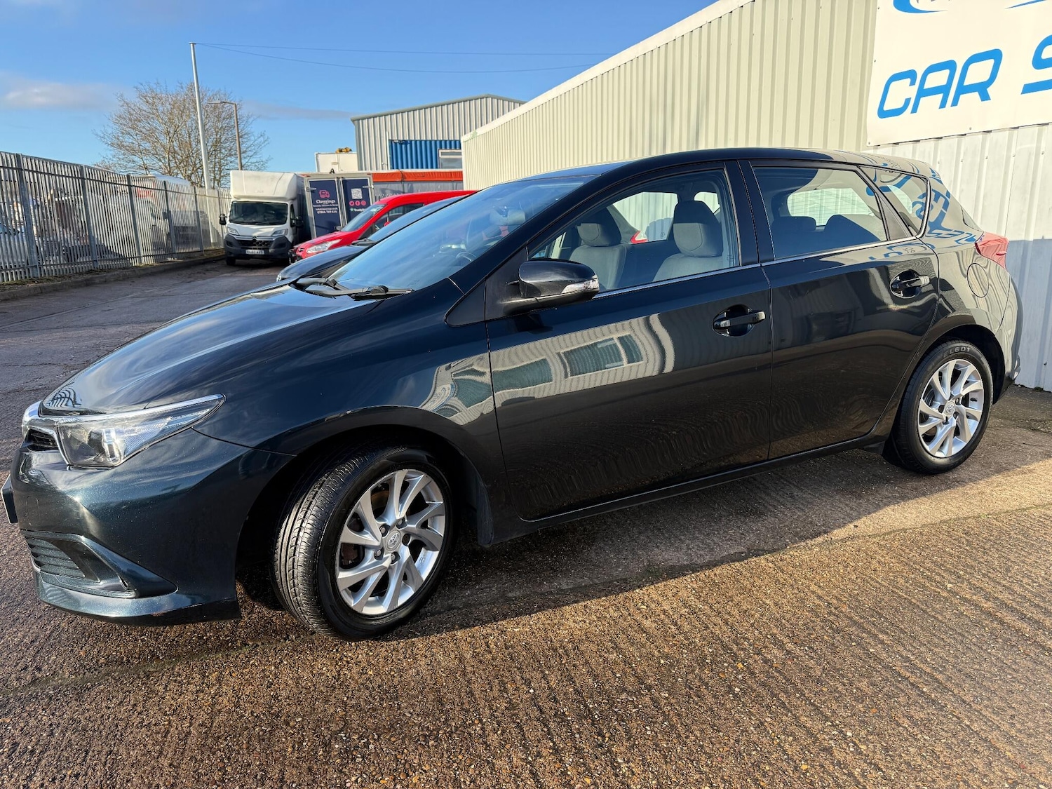 Used Toyota Auris 2015 for sale - 76801177: Photo 3