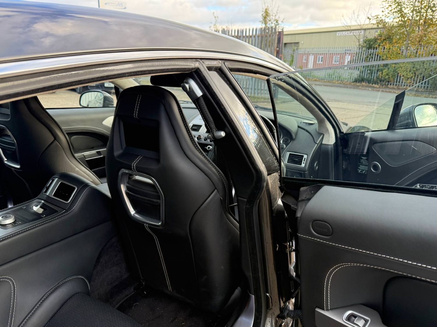 Used Aston Martin Rapide 2012 for sale - 77167766: Photo 23