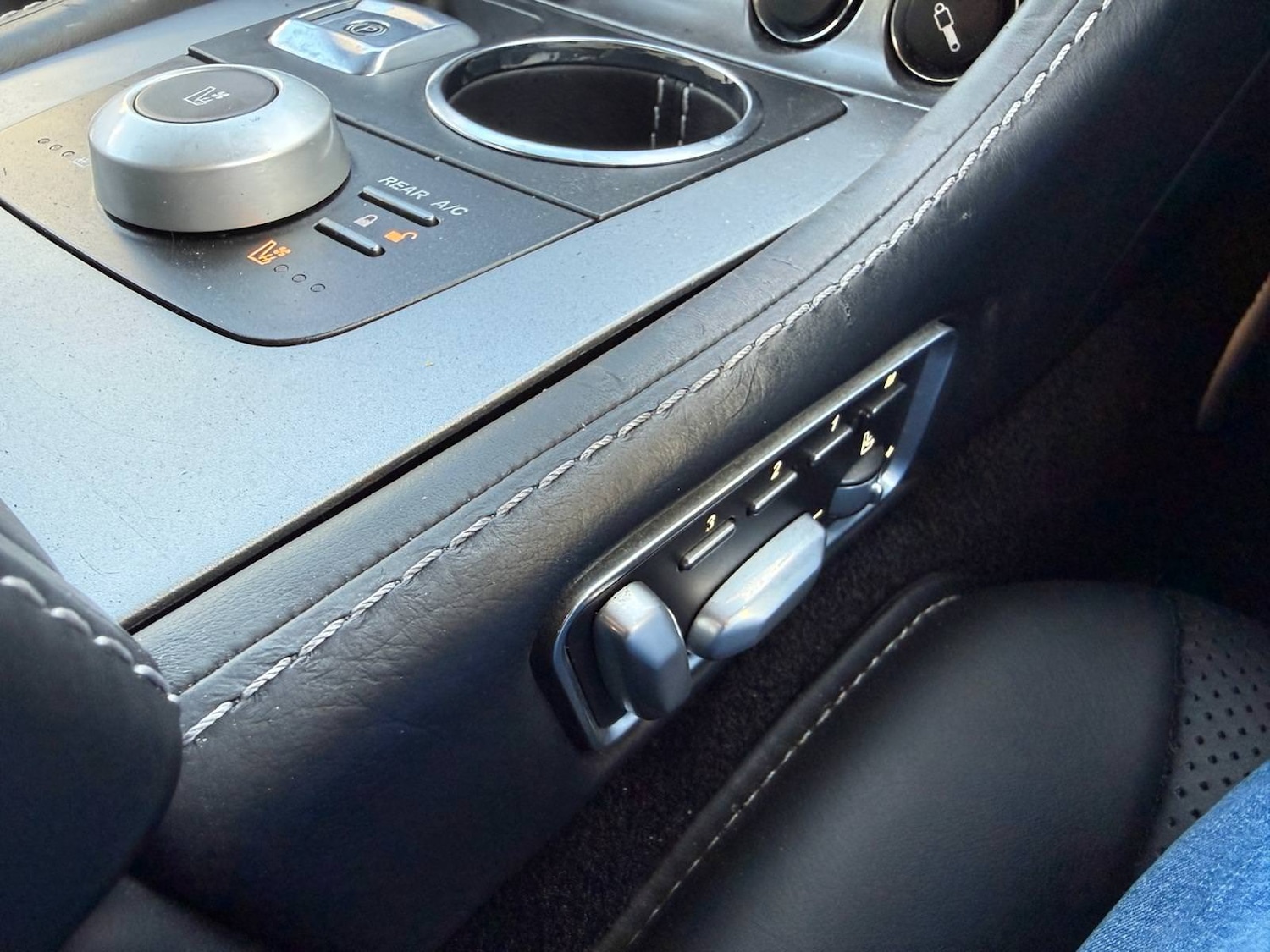 Used Aston Martin Rapide 2012 for sale - 77167766: Photo 29