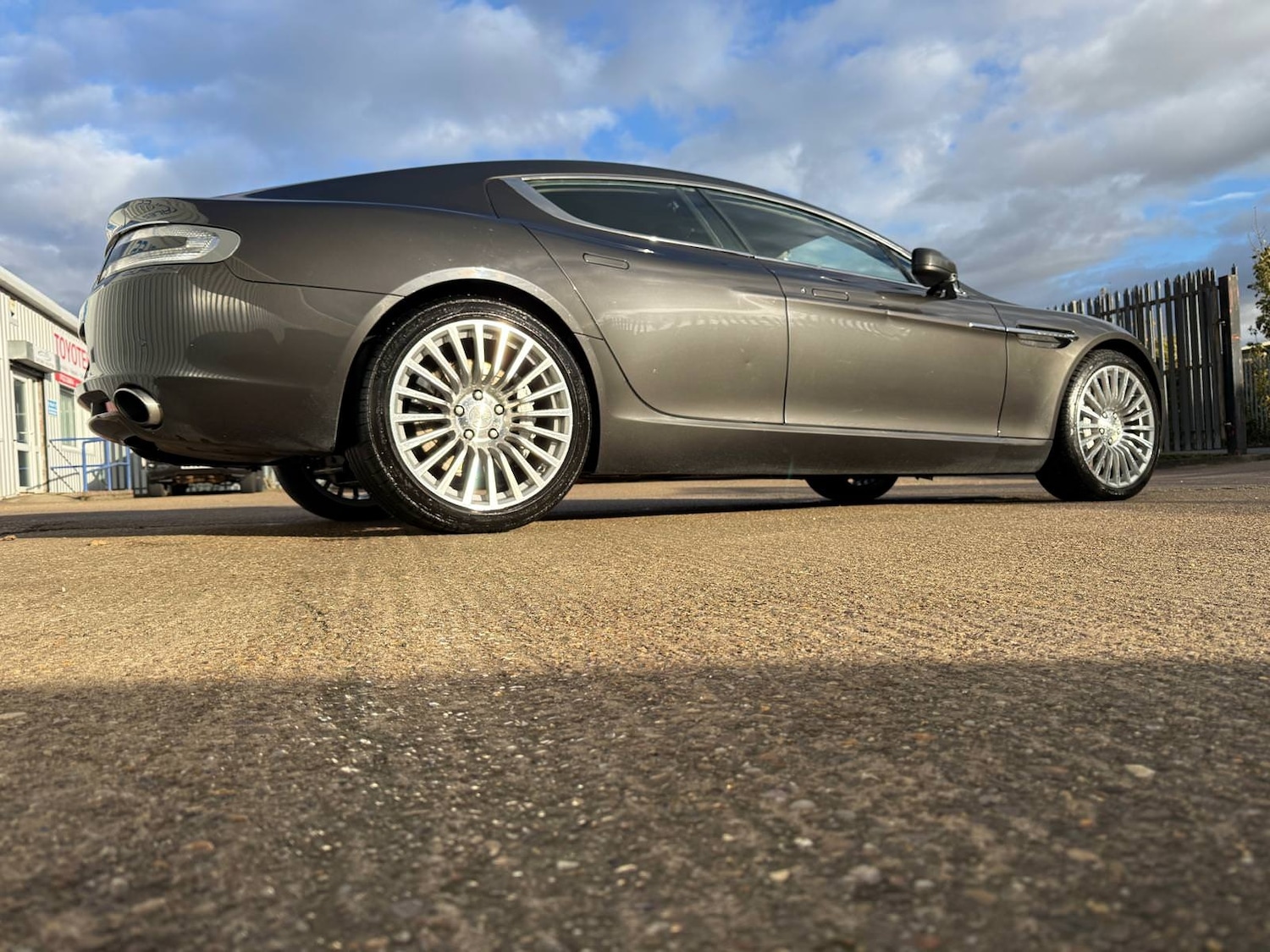 Used Aston Martin Rapide 2012 for sale - 77167766: Photo 9