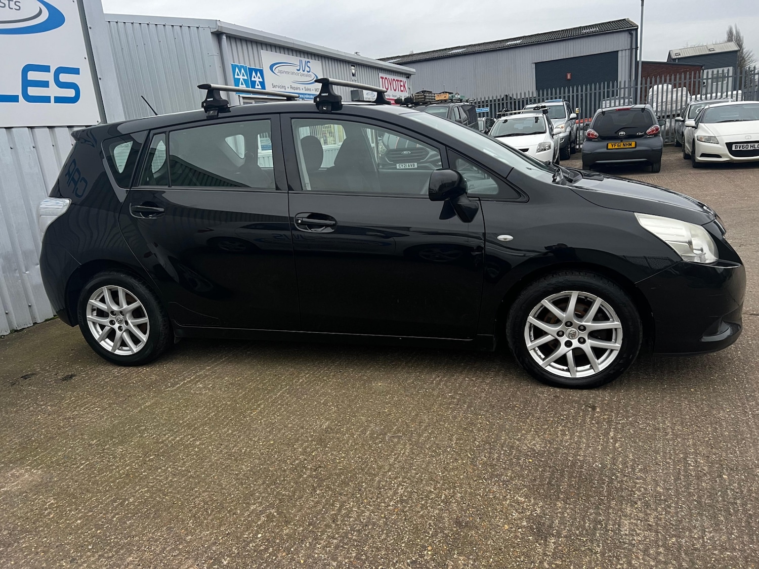 Used Toyota Verso 2011 for sale - 77601975: Photo 3