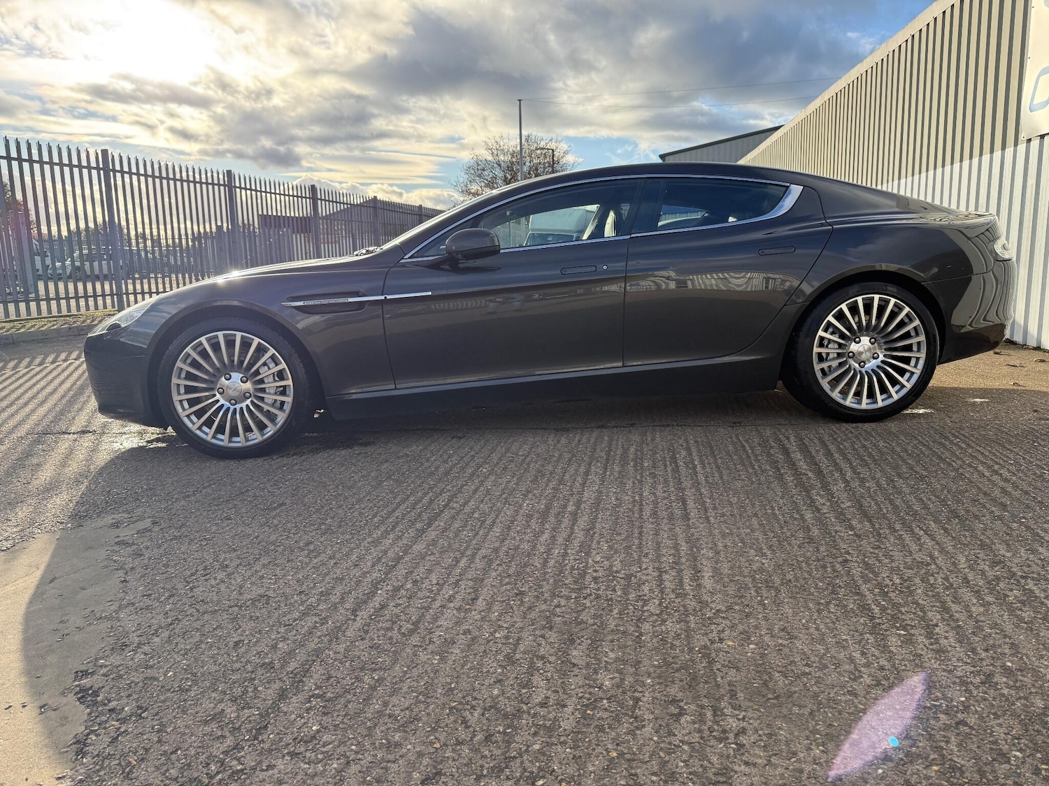 Used Aston Martin Rapide 2012 for sale - 76802273: Photo 12