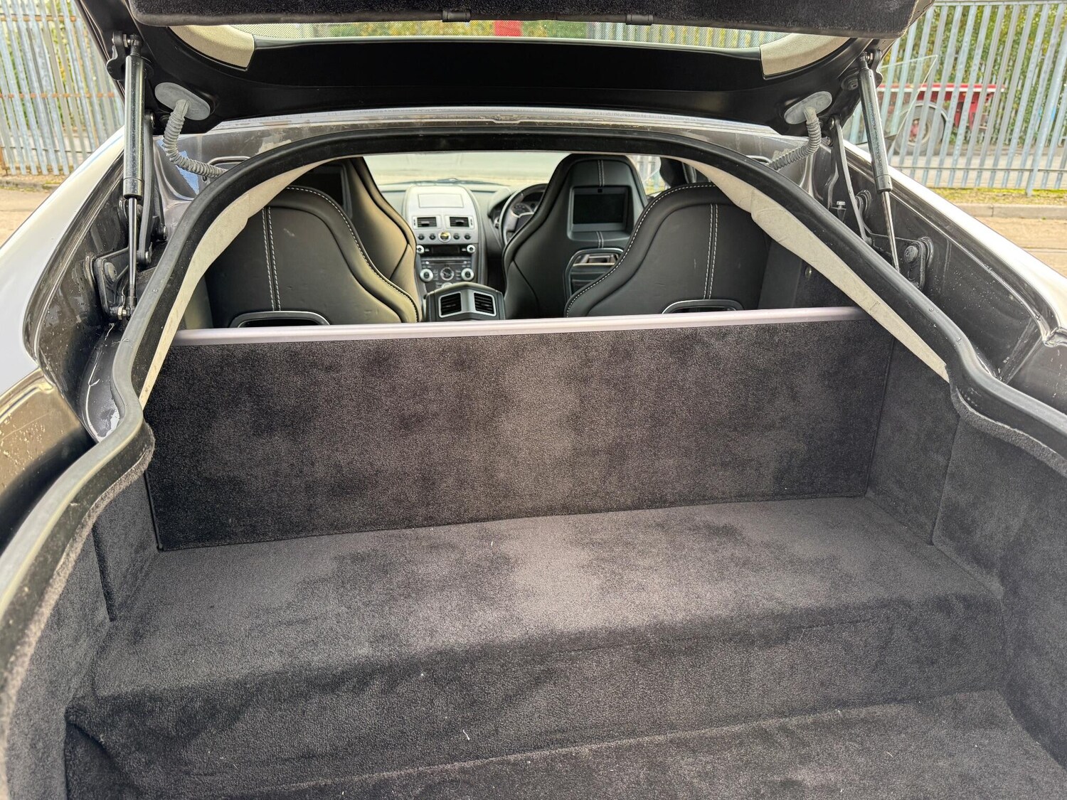 Used Aston Martin Rapide 2012 for sale - 76802273: Photo 34