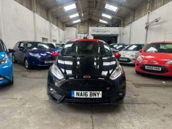 Used Ford Fiesta 2016 for sale - 75035700: Photo