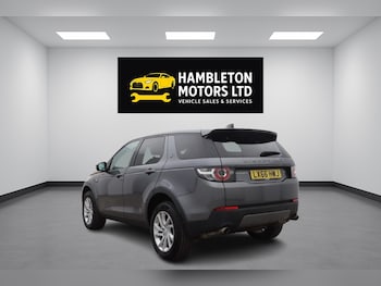 Used Land Rover Discovery Sport 2016 for sale - 79326682: Photo