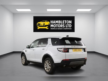 Used Land Rover Discovery Sport 2017 for sale - 79060416: Photo