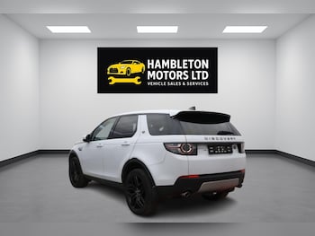 Used Land Rover Discovery Sport 2017 for sale - 79060526: Photo