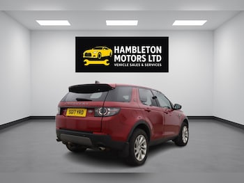 Used Land Rover Discovery Sport 2017 for sale - 78932701: Photo