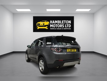 Used Land Rover Discovery Sport 2018 for sale - 79326830: Photo