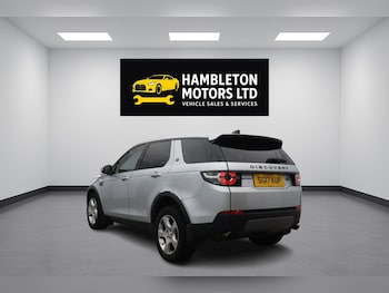 Used Land Rover Discovery Sport 2017 for sale - 78531870: Photo
