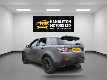 Used Land Rover Discovery Sport 2016 for sale - 79121243: Photo