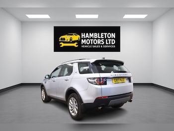 Used Land Rover Discovery Sport 2017 for sale - 78647242: Photo