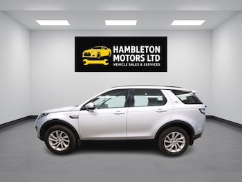 Used Land Rover Discovery Sport 2017 for sale - 78647242: Photo