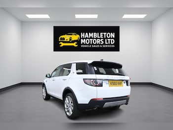 Used Land Rover Discovery Sport 2016 for sale - 78694621: Photo