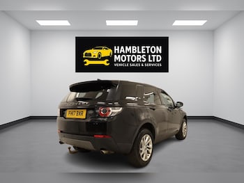 Used Land Rover Discovery Sport 2017 for sale - 79267889: Photo