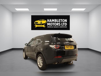 Used Land Rover Discovery Sport 2017 for sale - 79267889: Photo