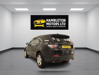 Used Land Rover Discovery Sport 2017 for sale - 78537057: Photo